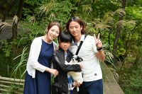 20250926 大瀬良様ご家族 毎年お帰りを頂いております！パパとママが結婚する前から○○君が生まれて、今日小学校4年生となり彼の成長を楽しみにしているじぃ～じです💛現在はサッカー少年としてクラブ内のレギュラーを目指しているとの事！！！頑張って下さいね！！！パパ・ママとは次回も楽しく飲みましょうね！！！【小啄木Fanclub】