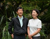 20251005 木下様ご夫妻 小啄木の食器を器にって頂き、お買い求め頂きありがとうございました！！！ちょっと天候に恵まれませんでしたが那須ロープウェイは如何でしたか！山頂付近の紅葉は如何でしたか！？次回のお帰りを心よりお待ちしております！！！