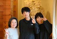20260402 新妻様ご家族 祖母・母・孫の三世代那須旅行です！！！春休みを利用してお越し頂きました！！！なんでも？生成AIで那須・食事が美味しい宿で検索したら『小啄木』がヒットしたそうです！！！嬉しい限りでしたが、AI検索で見つけて頂けた事にビックリでした！！！時代の進歩は凄いですね！！！