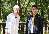 20260922 川尻様ご夫妻 ご満足を頂きありがとうございます。とても丁寧な言葉遣いのご主人ととても明るい奥様ですッ！！！ビール・ウィスキーハイボウルを沢山！？飲んで頂きましたので二日酔いが有るか心配でしたが全く元気でした。ノープランで来られたので藤城清治美術館をご紹介しましたが如何でしたか？とっても綺麗で奥様は喜ばれたのでは・・・是非お帰り下さいね！！！